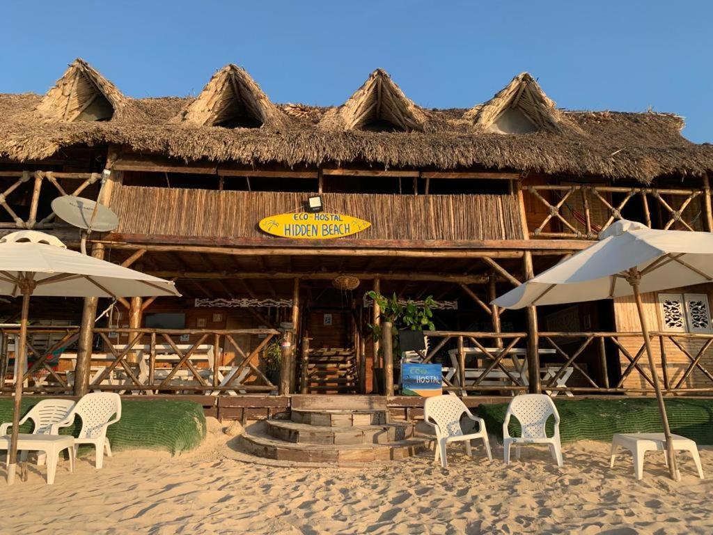 Hidden Beach Playa Tranquila Pendales Exterior photo